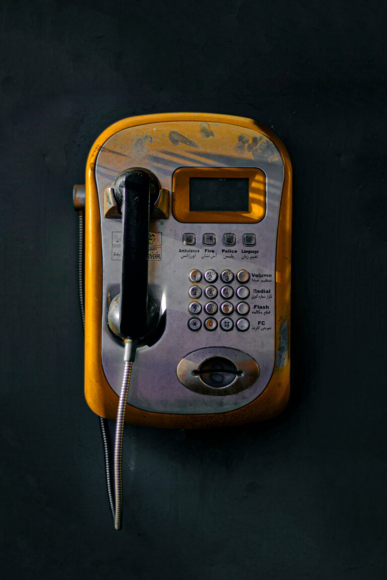 CDiPhone