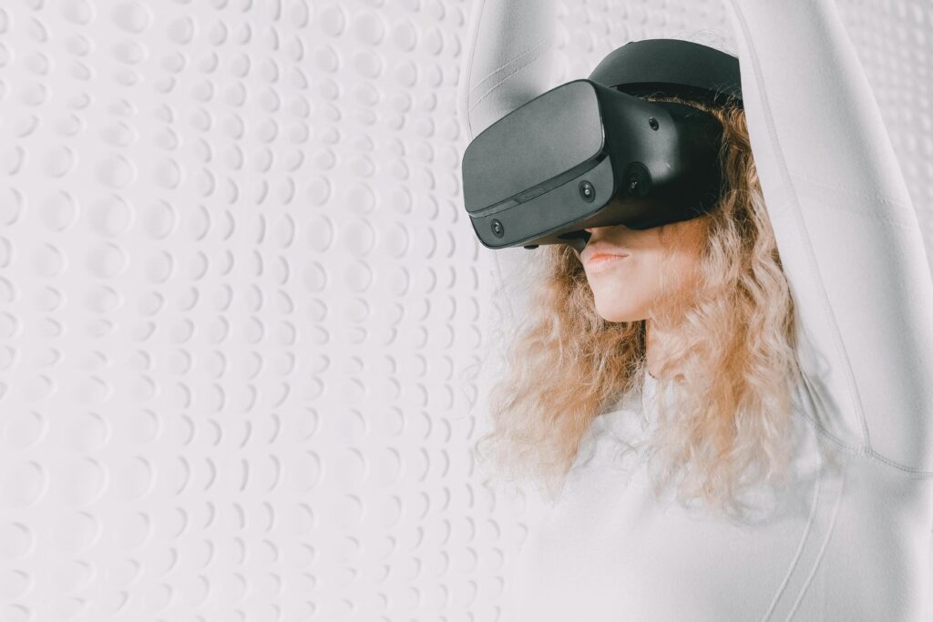 Realifecamu: Empowering Reality Through Innovation or Hidden Distraction in the Digital Age